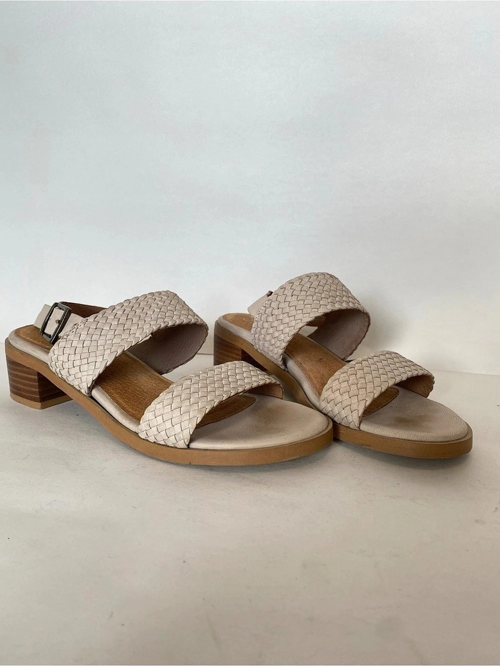 Seychelles Musical Platform Sandal Woven Sandals Beige US 7